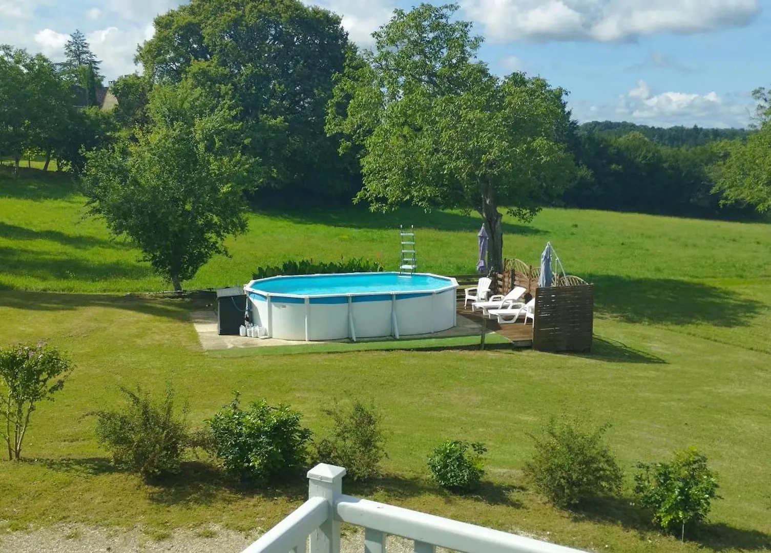 Maison Charmante Avec Piscine A Loupiac 0*, Loupiac (Lot)