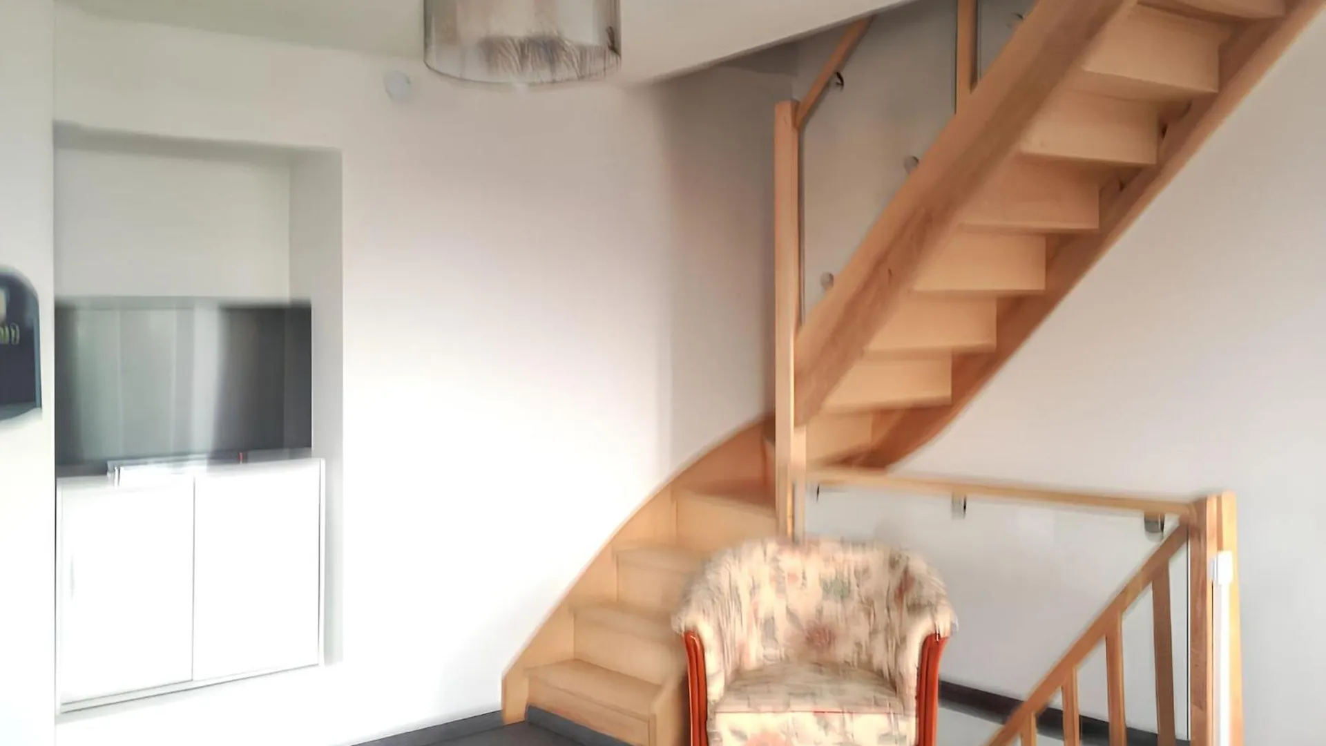 Holiday home Maison Charmante Avec Piscine A Loupiac