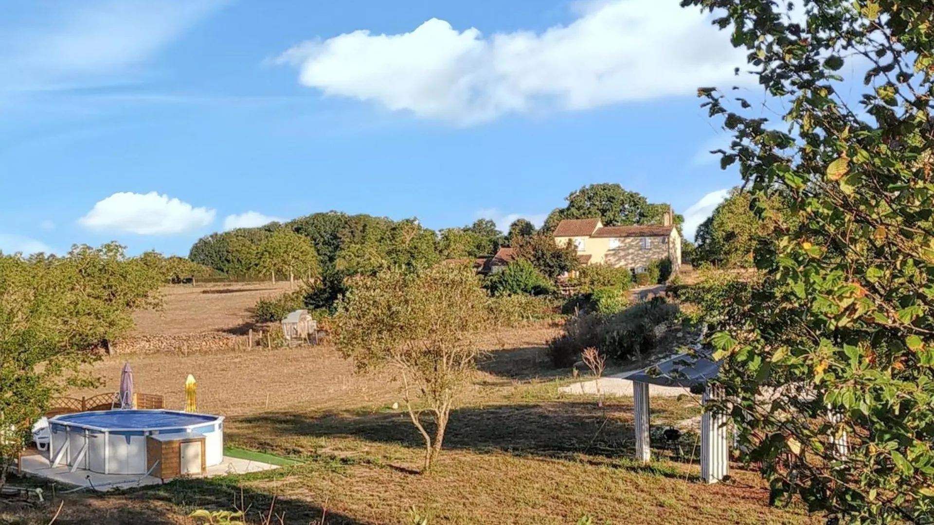 Holiday home Maison Charmante Avec Piscine A Loupiac France